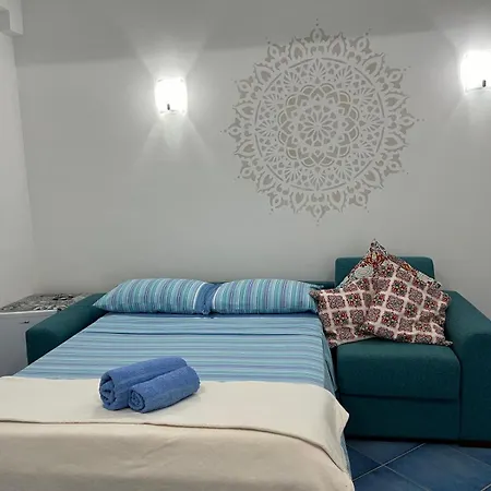 Casa Imparo 3* Ísquia