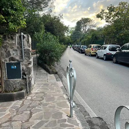 Casa Vacanza Imparo Ischia Πανσιόν 4*