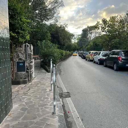 Casa Vacanza Imparo Ischia Πανσιόν 4*
