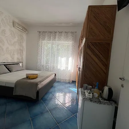 Πανσιόν Casa Vacanza Imparo Ischia 4*